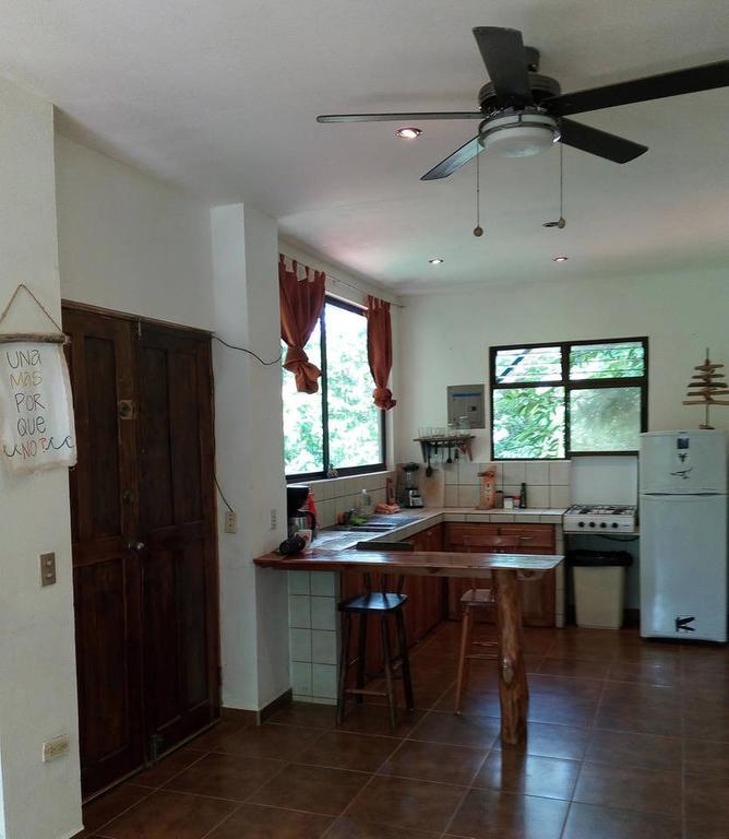 Chicama : Burnt Toast Surfcamp Apartment Носара Екстериор снимка